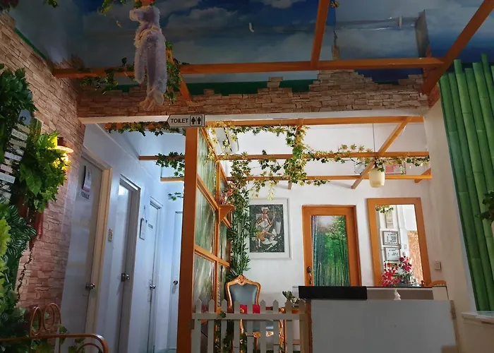 Gardenpod + Cafe