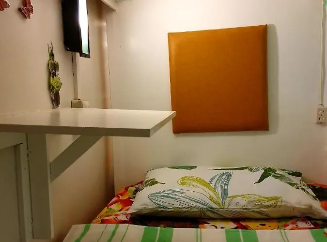 Gardenpod + Cafe Hostel *